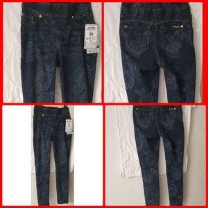 BRAND NEW LUXE DENIM SLIMES SUPER STRETCH SIZE 4